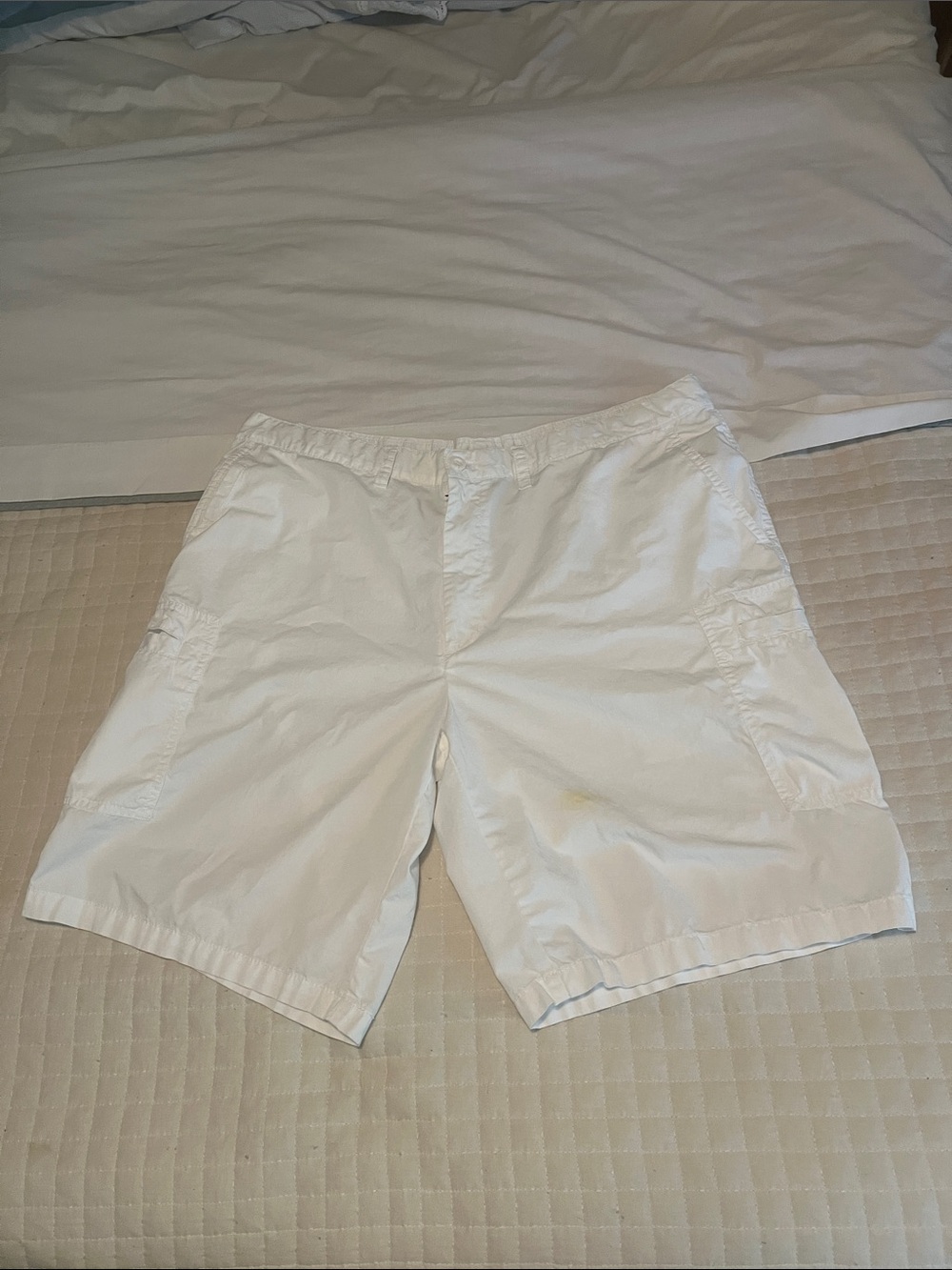 Van Heusen White Cargo Shorts